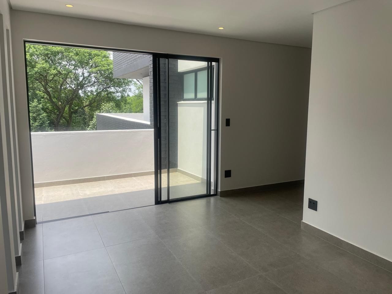 4 Bed Townhouse Property for Sale in Bryanston, Sandton (Gauteng)