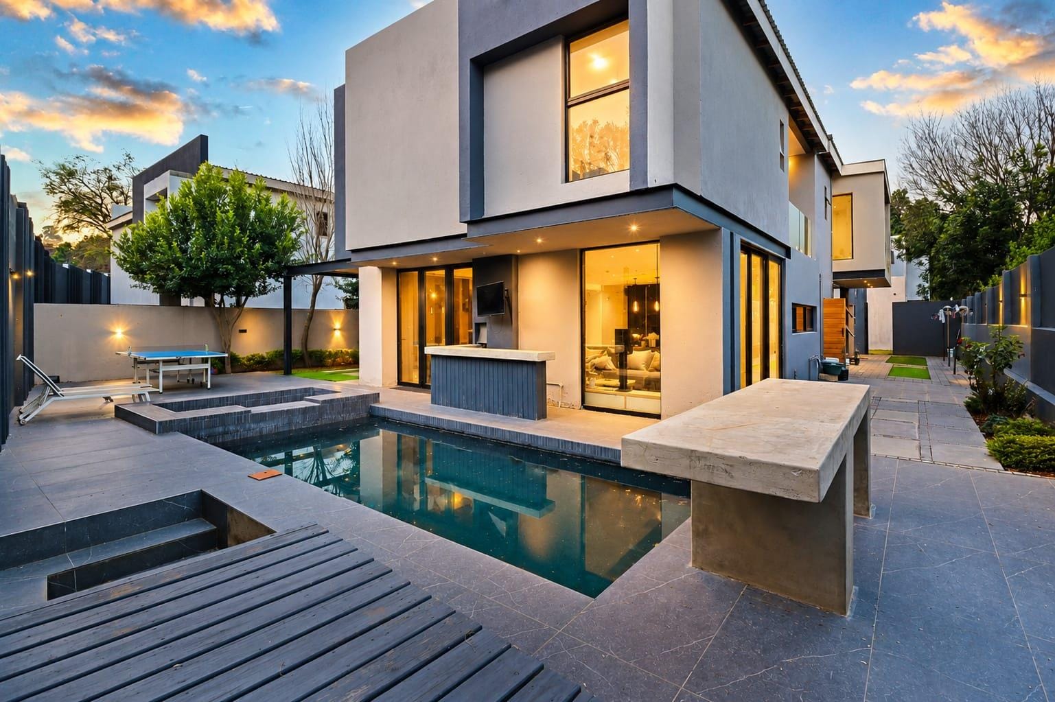 5 Bed House Property for Sale in Bryanston, Sandton (Gauteng)