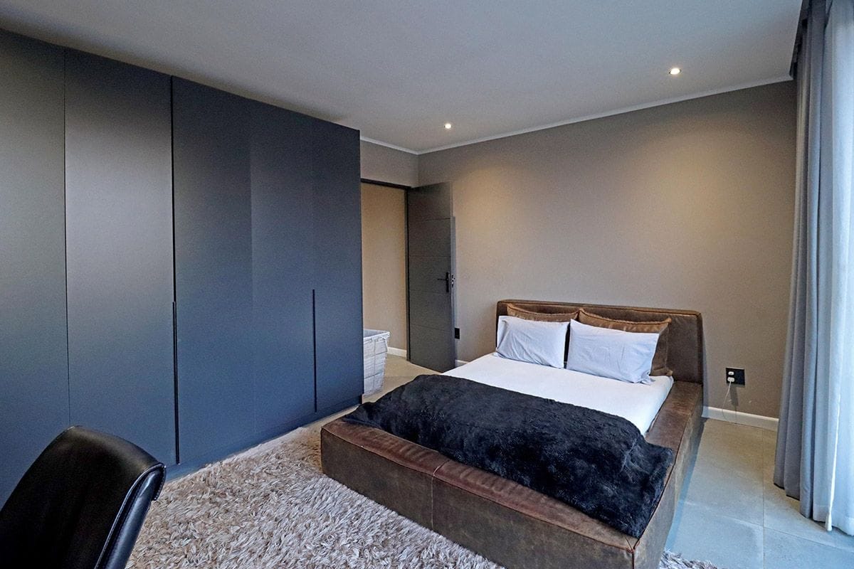 5 Bed House Property for Sale in Bryanston, Sandton (Gauteng)