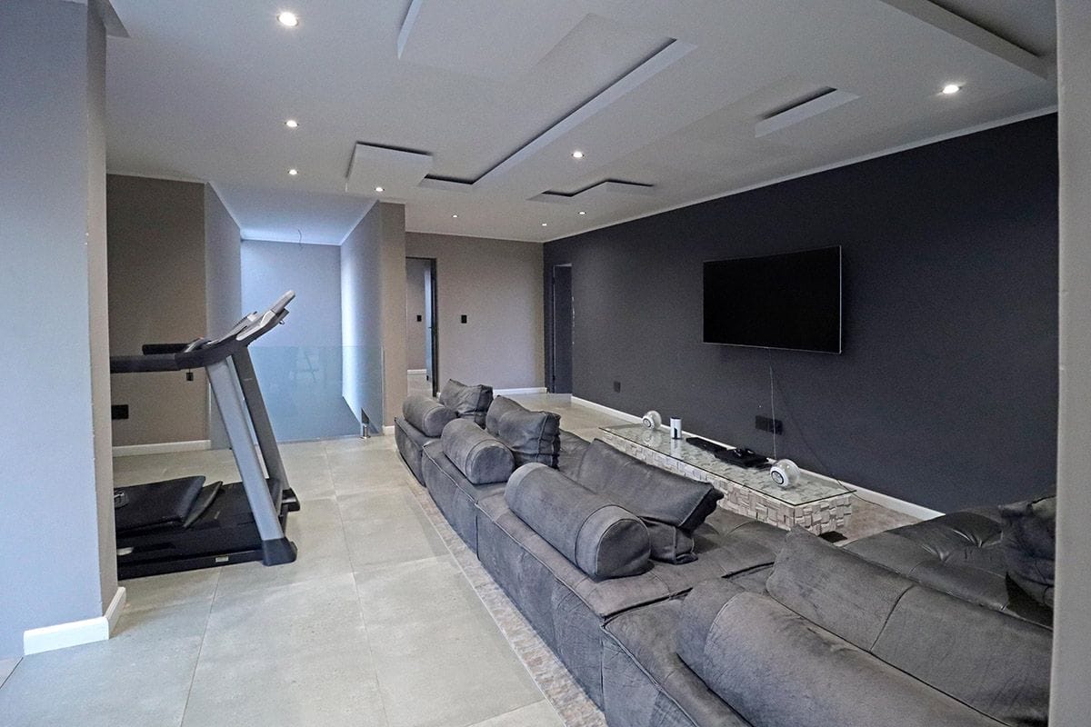 5 Bed House Property for Sale in Bryanston, Sandton (Gauteng)